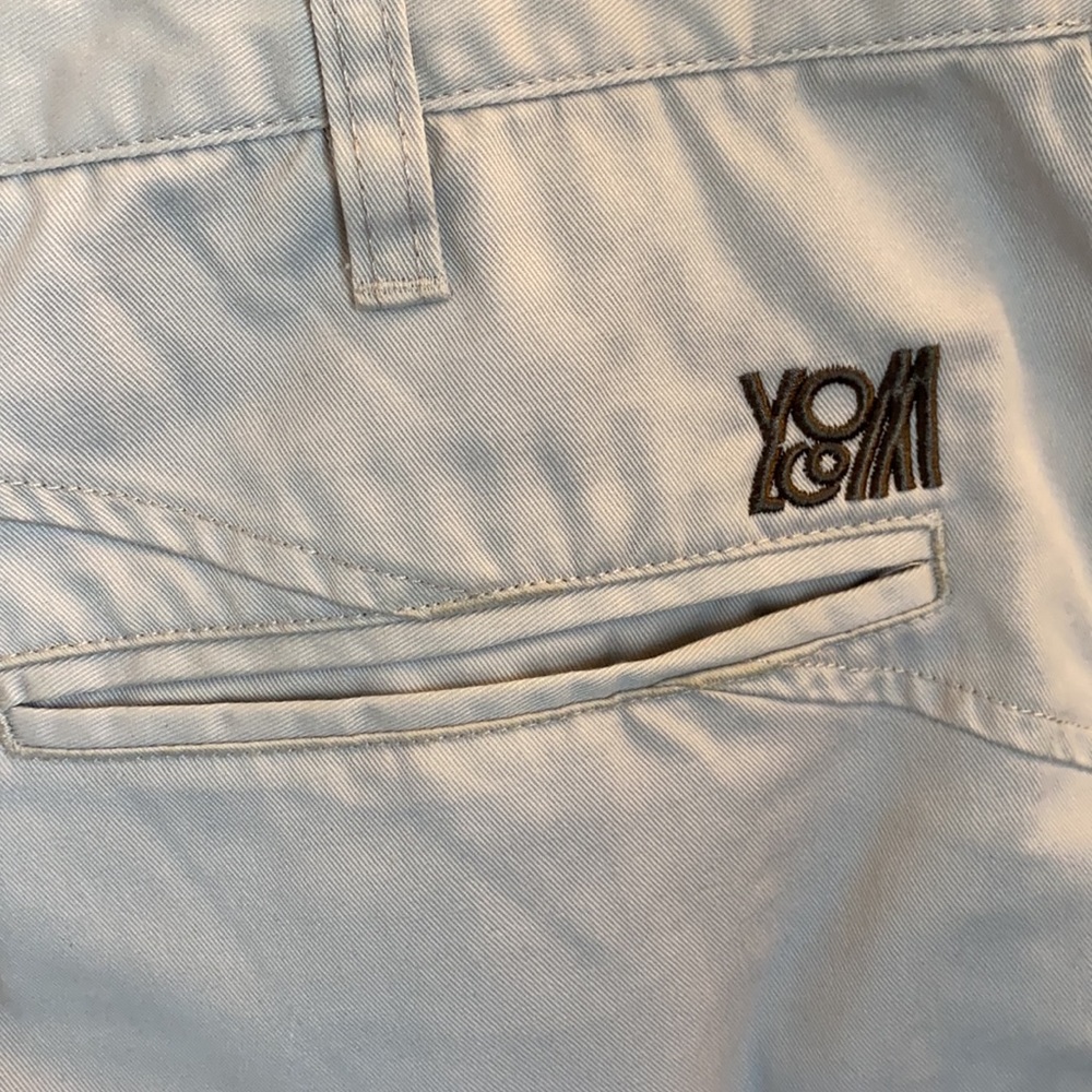 Volcom shorts. - Picture 3 of 4